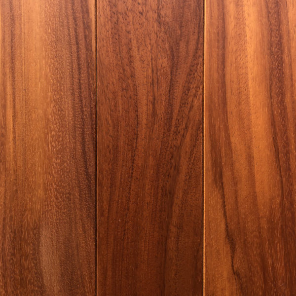 Doussie - exotické masivní dřevo.